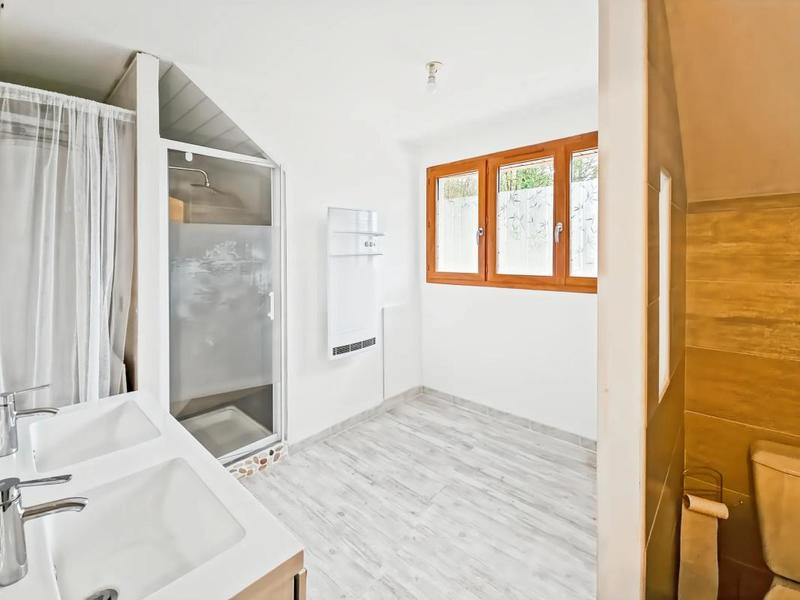 Maison - 120 m² - 8 pièces