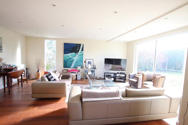 Maison - 200 m² - 6 pièces