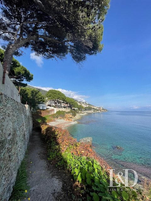 Maison - 185 m² - 7 pièces