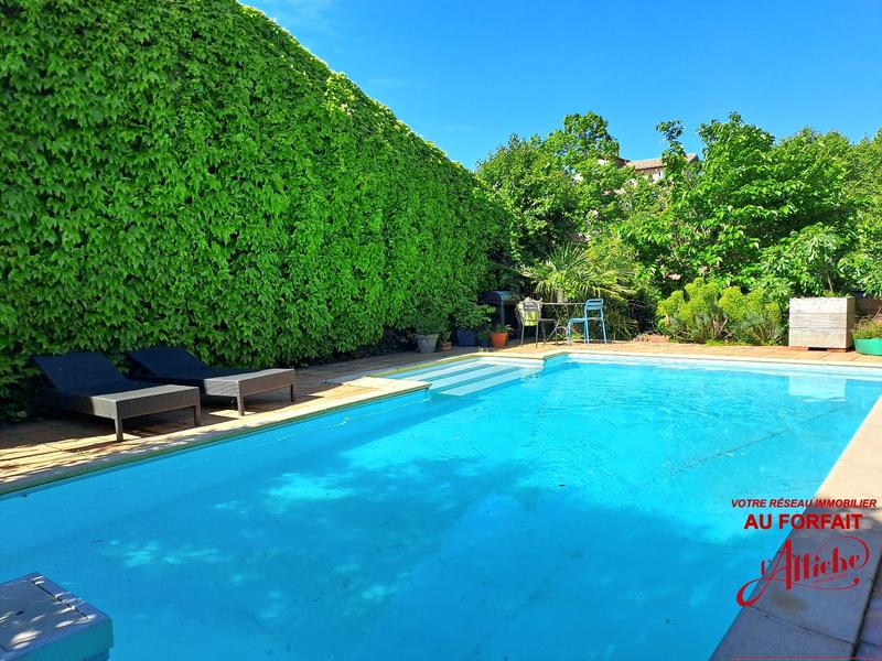 Maison - 283 m² - 6 pièces