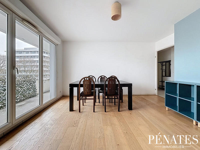 Appartement - 75 m² - 3 pièces