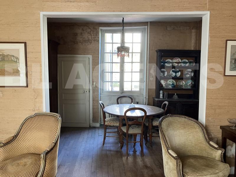 Maison - 156 m² - 7 pièces