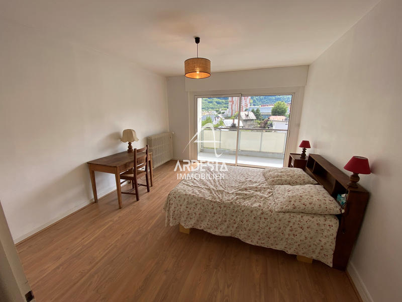 Appartement - 91 m² - 3 pièces