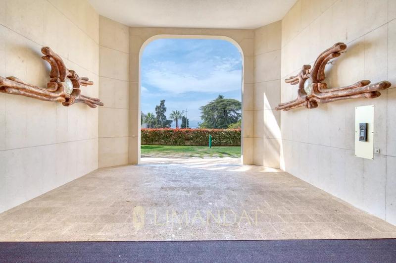 Appartement - 150 m² - 4 pièces