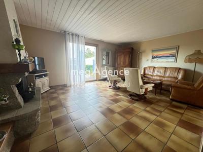 Maison - 111 m² - 5 pièces