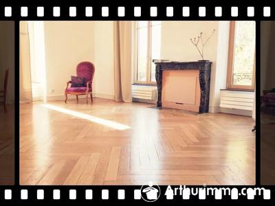 Appartement - 135 m² - 6 pièces