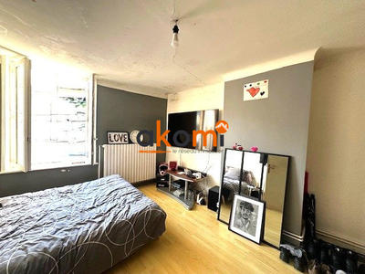 Maison - 137 m² - 5 pièces