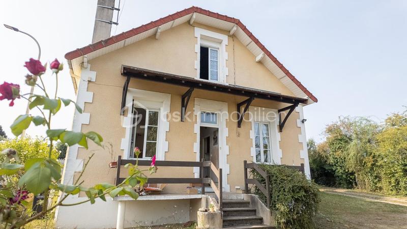 Maison en pierre - 100 m² - 4 pièces