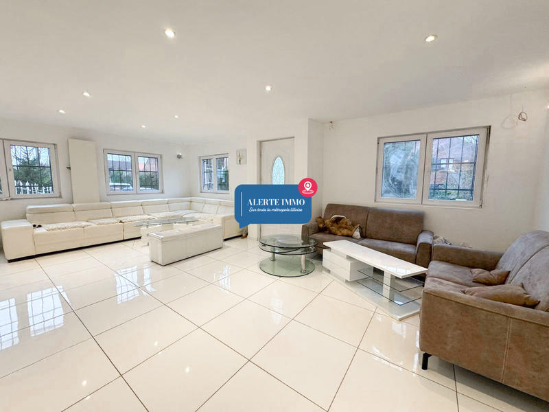 Maison - 125 m² - 4 pièces