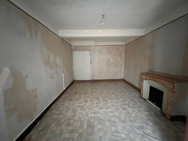 Maison - 190 m² - 13 pièces