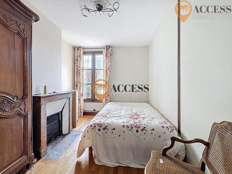 Propriété - 196 m² - 9 pièces