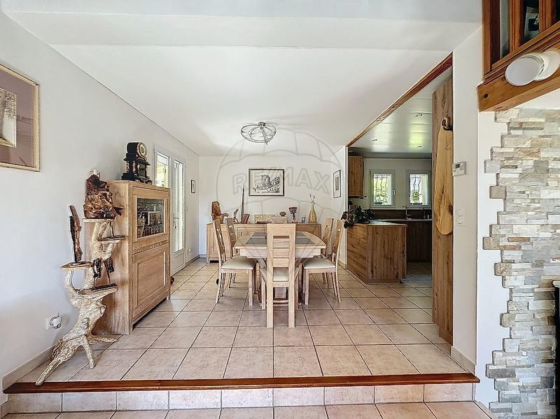 Maison - 158 m² - 6 pièces