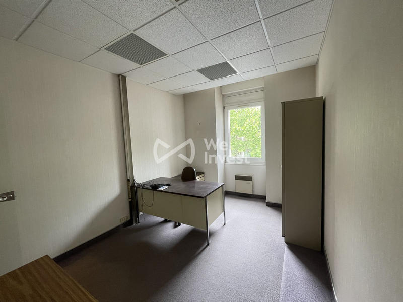 Bureau - 163 m² - 8 pièces