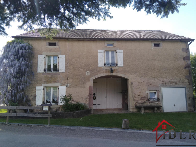 Propriété - 198 m² - 8 pièces