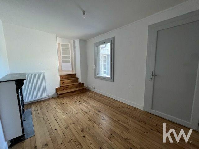 Appartement - 85 m² - 6 pièces