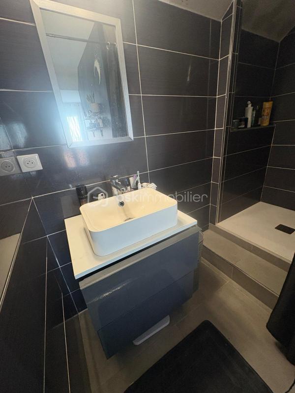 Maison - 161 m² - 7 pièces