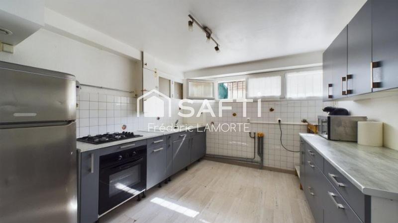 Maison - 182 m² - 7 pièces