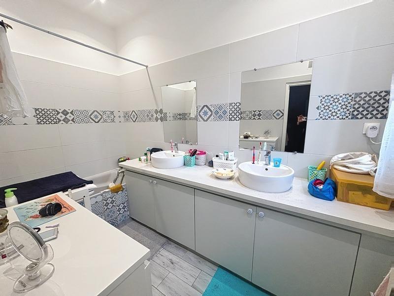 Appartement - 133 m² - 6 pièces