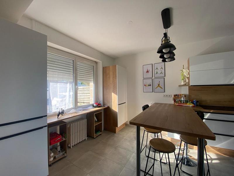 Maison de ville - 211 m² - 9 pièces