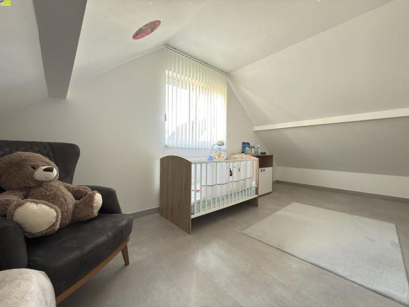 Maison traditionnelle - 109 m² - 4 pièces