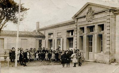 Exposition photo: Cartes postales et photos d'hier et d'aujourd'hui