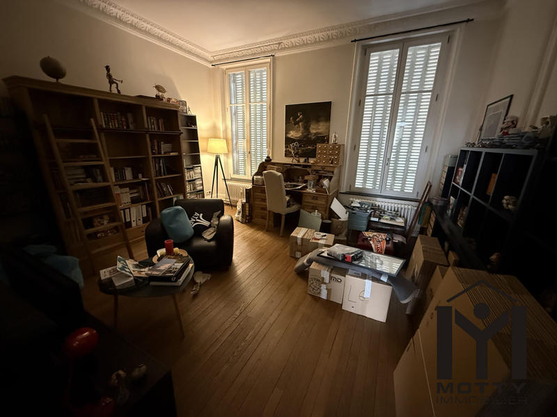 Appartement - 133 m² - 4 pièces