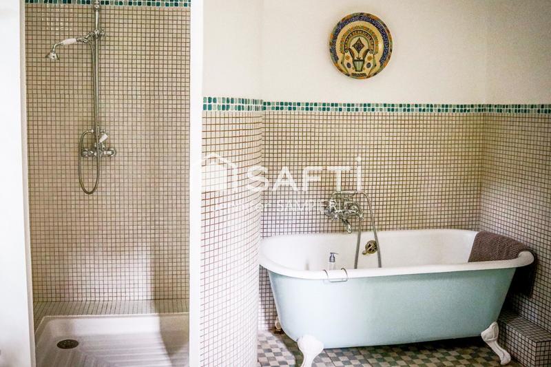 Maison de maîtres - 430 m² - 17 pièces