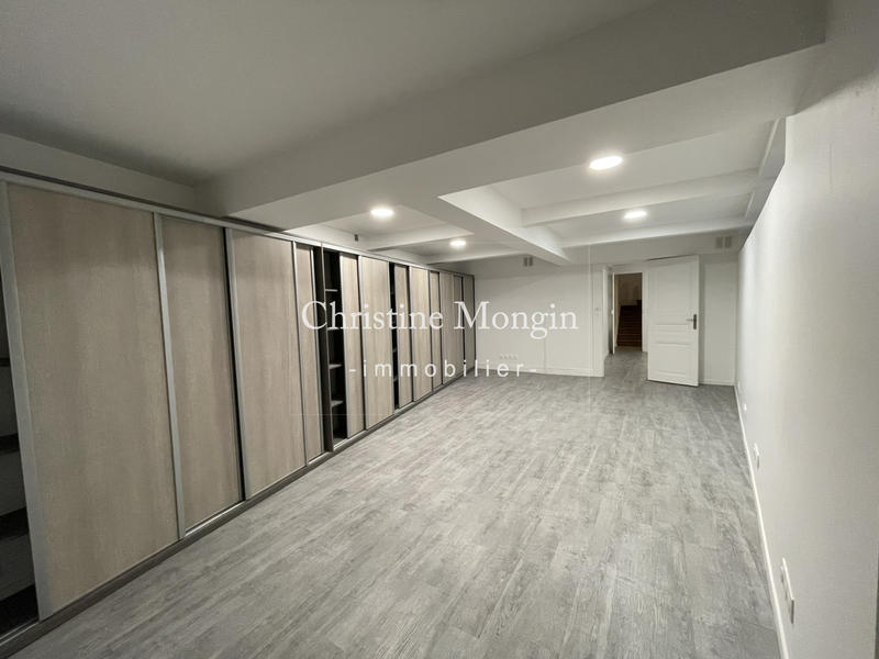 Appartement - 167 m² - 5 pièces