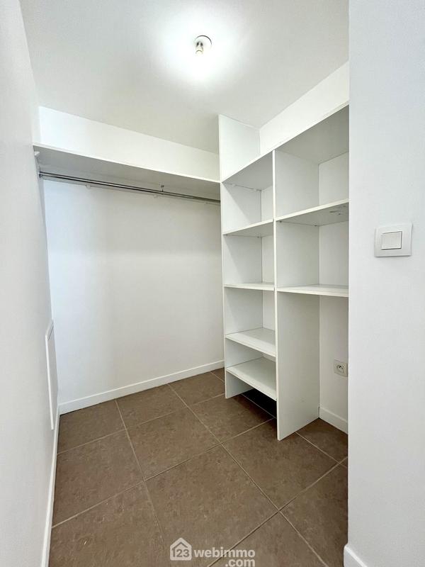 Appartement - 85 m² - 4 pièces