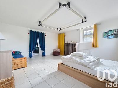 Maison - 340 m² - 11 pièces