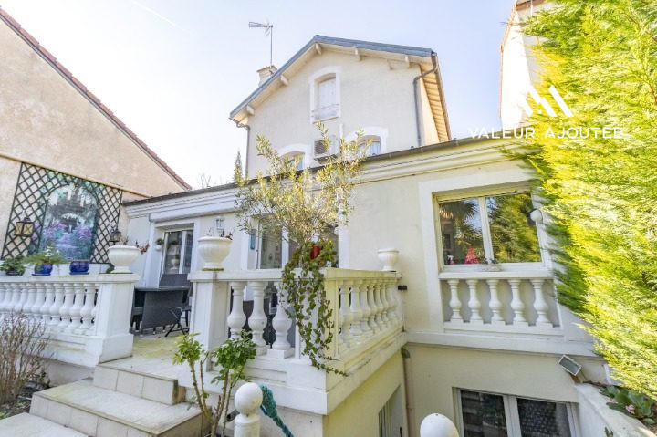 Maison ancienne - 170 m² - 7 pièces