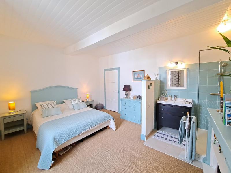 Maison - 180 m² - 6 pièces