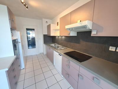 Appartement - 102 m² - 4 pièces
