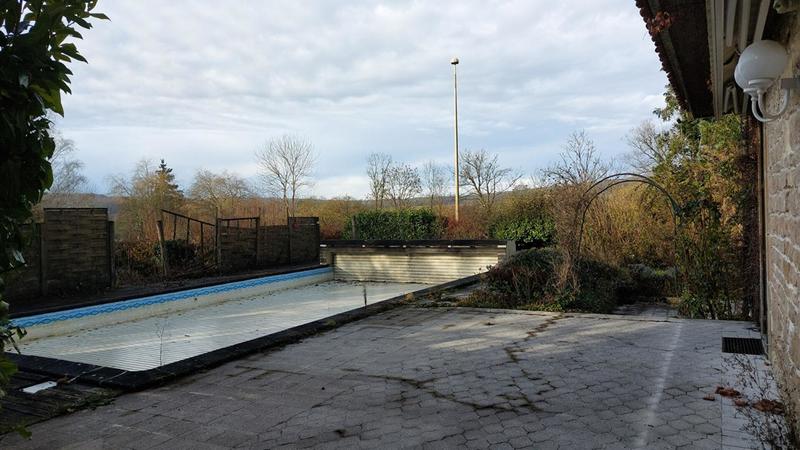 Maison - 331 m² - 10 pièces