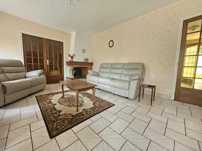 Maison - 149 m² - 8 pièces