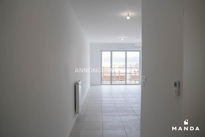 Studio - 33 m² - 1 pièce