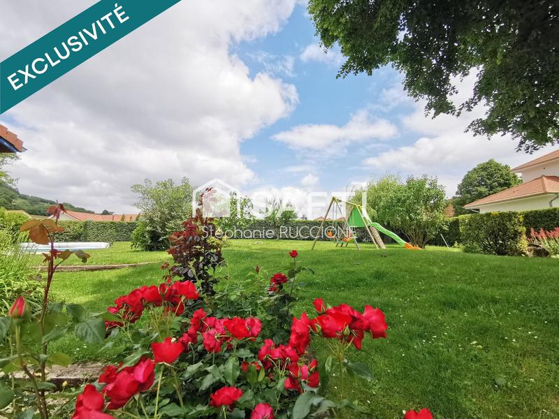 Maison - 181 m² - 7 pièces