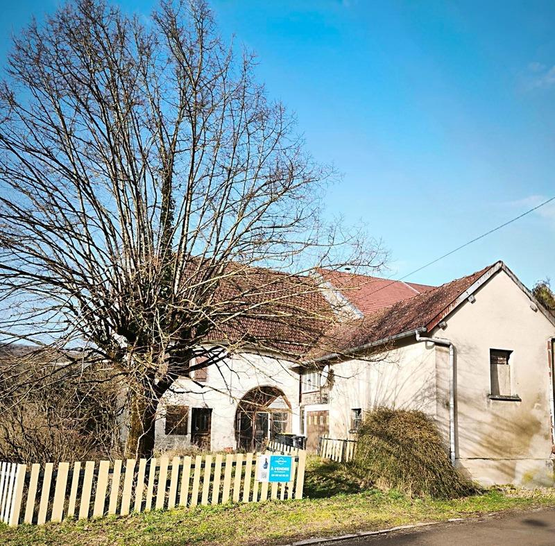 Maison - 200 m² - 6 pièces