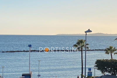 Appartement - 112 m² - 4 pièces