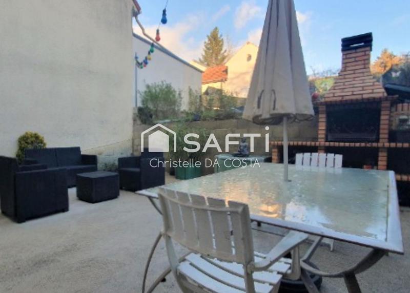 Maison - 90 m² - 5 pièces