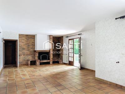 Maison - 227 m² - 7 pièces