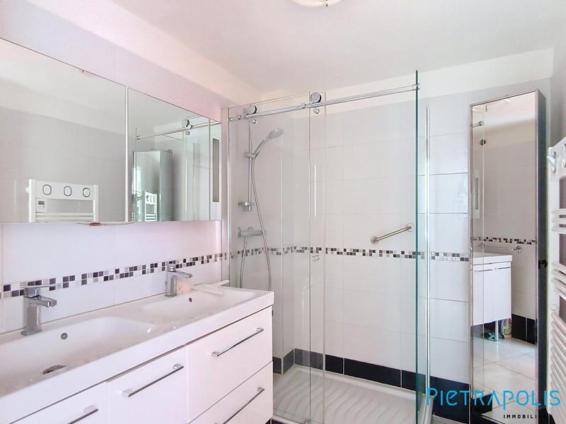 Maison - 98 m² - 4 pièces