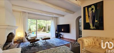 Maison - 280 m² - 5 pièces