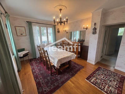 Maison - 114 m² - 7 pièces