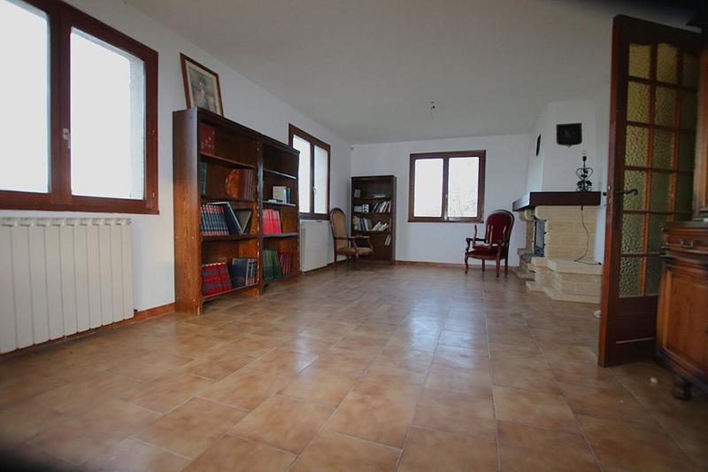 Villa - 215 m² - 9 pièces