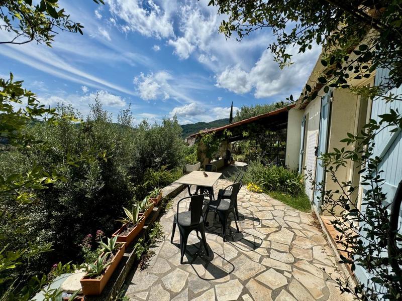 Maison - 140 m² - 4 pièces