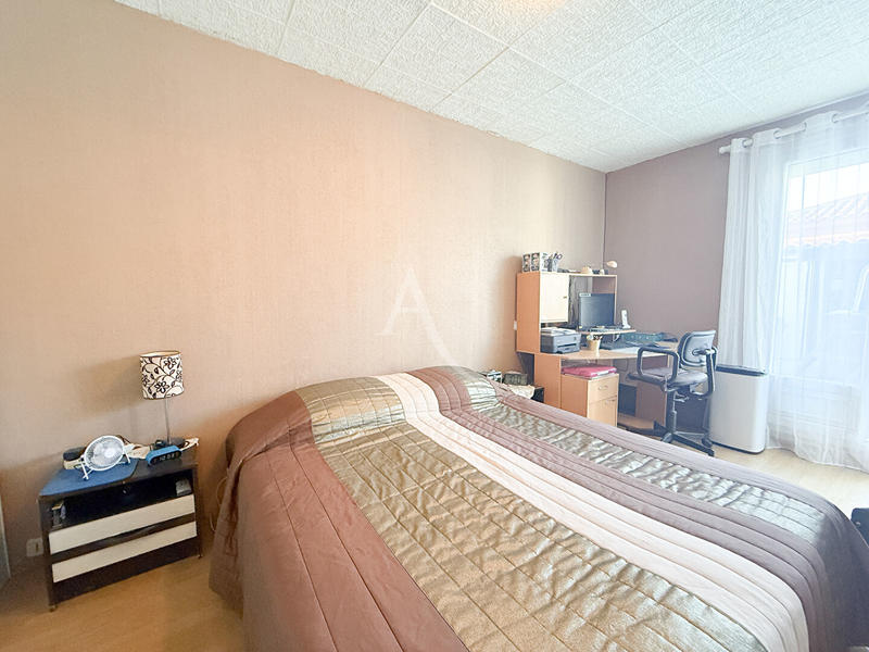 Maison - 97 m² - 5 pièces