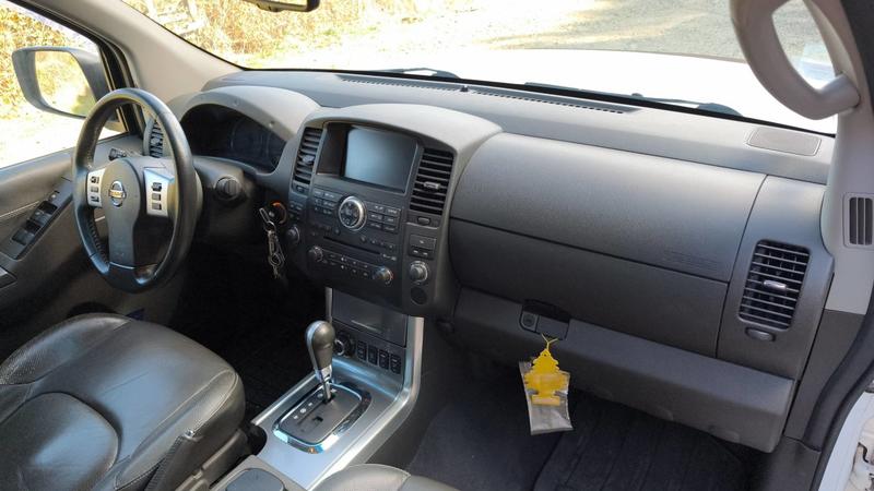 Nissan Navara 3.0 dCi 230 V6 Double cab 4wd Ultimate Edition - Première main Automatique