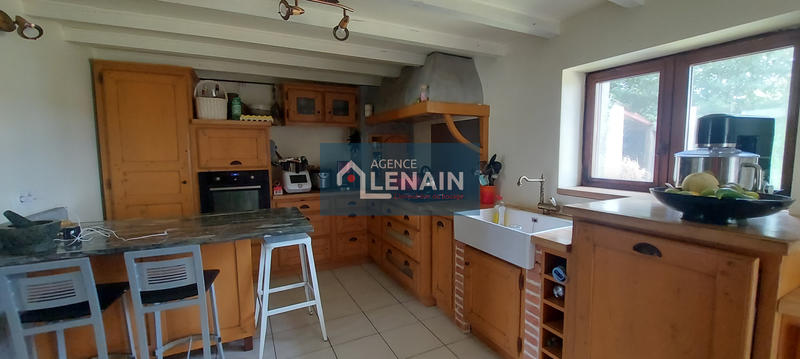 Maison - 121 m² - 7 pièces