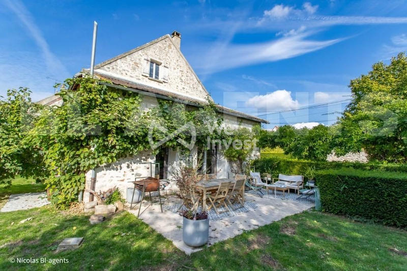 Maison - 186 m² - 7 pièces